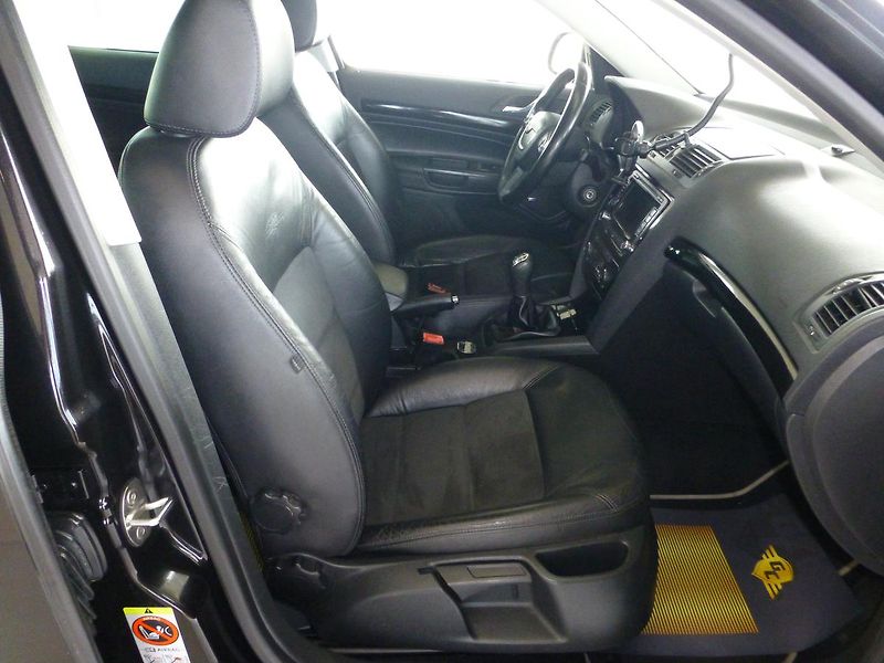 Škoda Octavia (2011) 2,0TDI*VYHŘ.SED**4X4**NAV**L&K - fotka 22 z 28