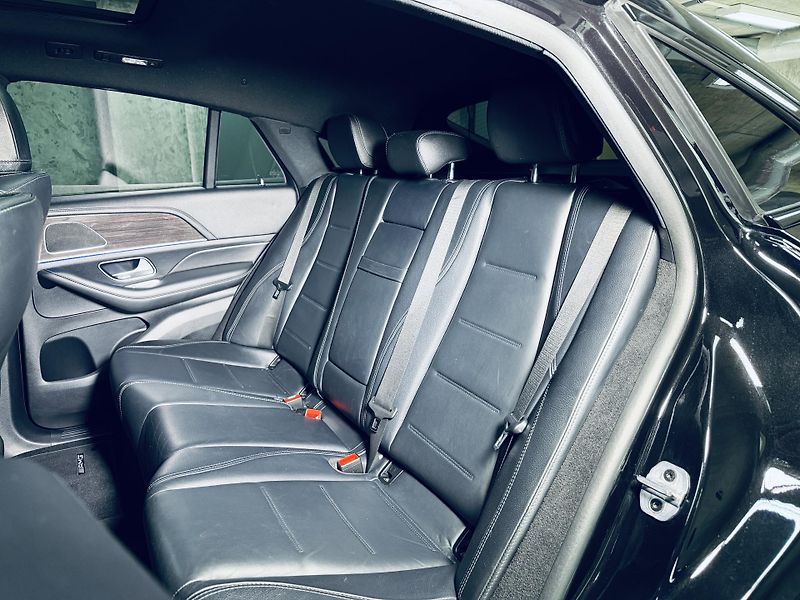 Mercedes-Benz GLE (2021) 400d*AMG*COUPE* - fotka 33 z 38
