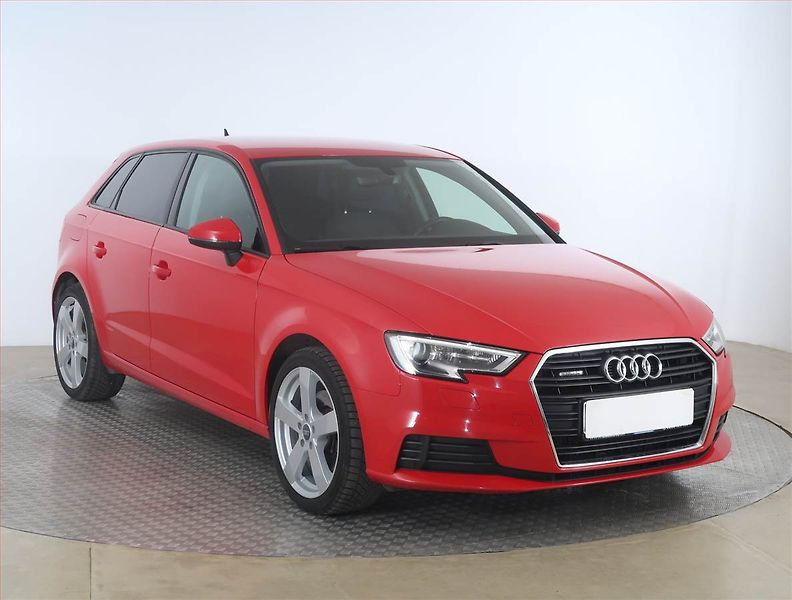 Audi A3 (2019) Attraction 2.0 TDI, 4X4 - fotografie inzerátu
