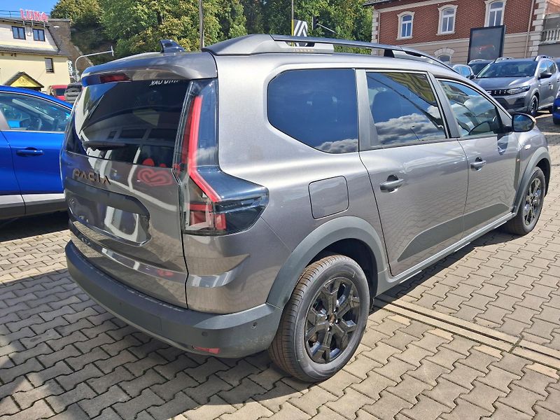 Dacia Jogger (2026) Extreme Eco-G 120 auto 5 míst - fotka 5 z 35