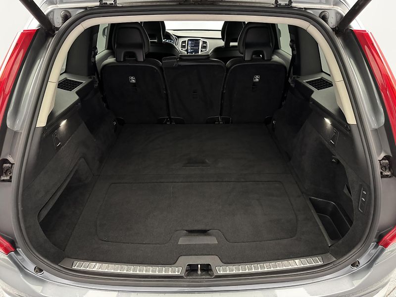 Volvo XC90 D5 AWD INSCRIPTION AUT CZ - fotka 5 z 36