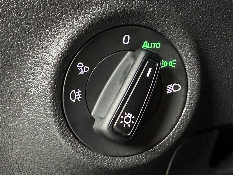 Škoda Kodiaq 2,0 TDi  DSG 4x4 Clever Assist - fotka 25 z 48
