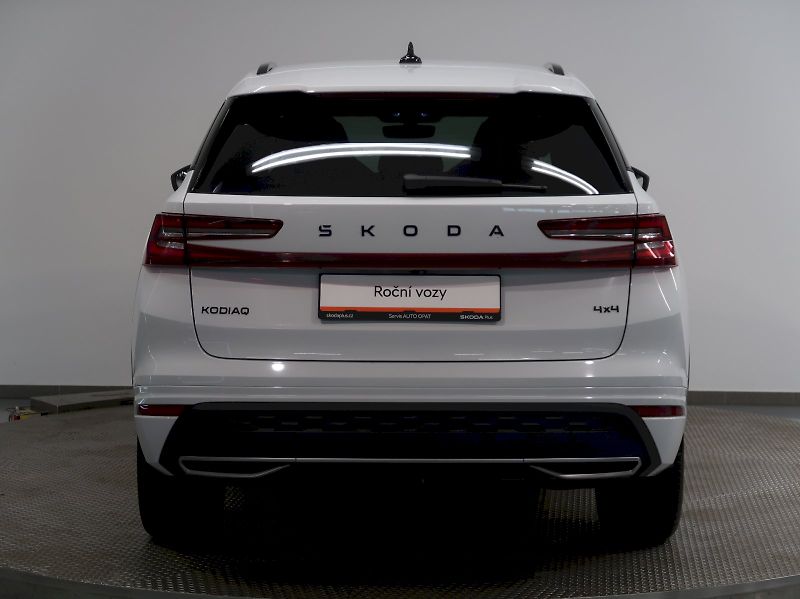 Škoda Kodiaq (2025) SPORTLINE 2.0TDI 142KW 4x4 DSG - fotka 9 z 46
