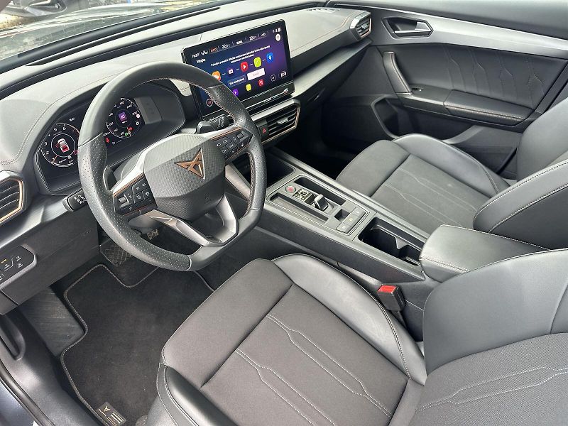 Cupra Formentor (2024) 1.5 TSI DSG - fotka 7 z 28