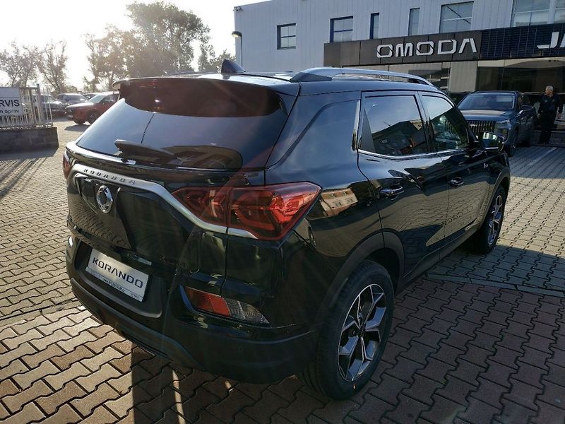 KGM Korando 1.5T, SYLE+,4WD, AT, SKLADEM - fotka 5 z 30