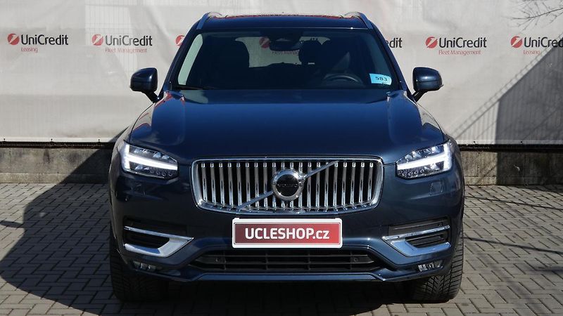 Volvo XC90 B5 AWD Plus Bright 7 míst - fotka 2 z 27