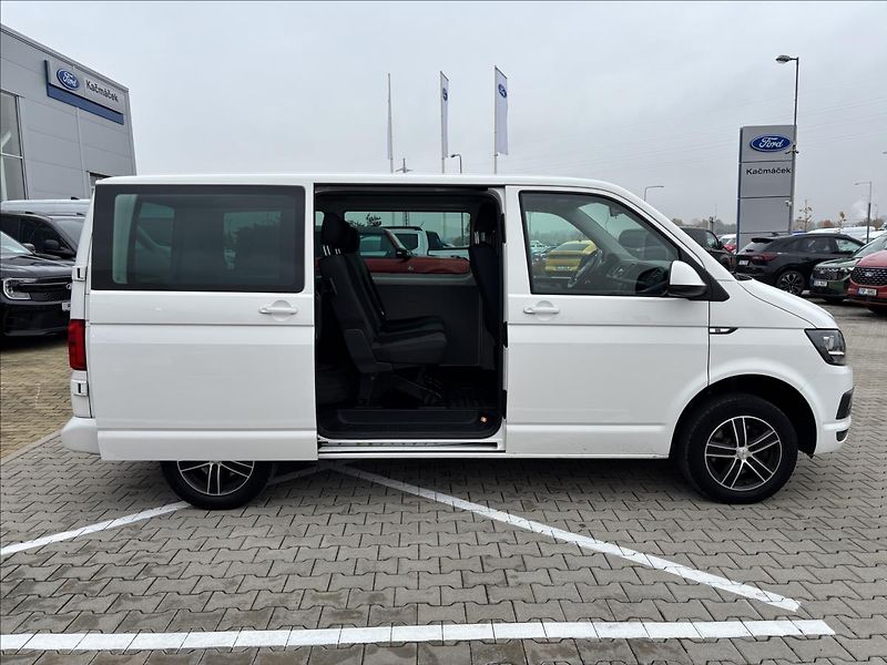 Volkswagen Transporter 2,0 TDi 110 kW - fotka 12 z 26