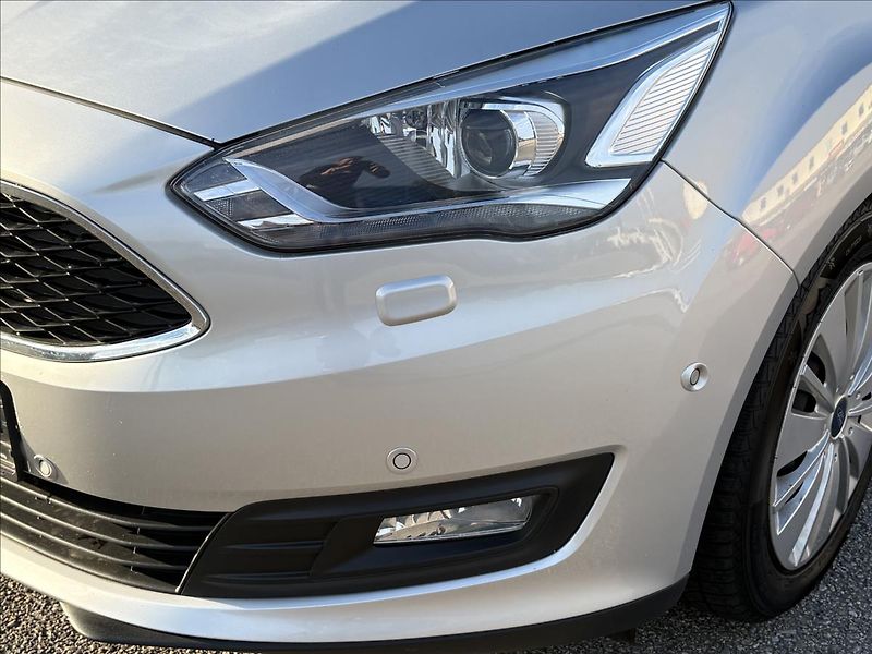 Ford C-MAX 1,5 TDCi 88kW Xenon,Výhřev,Nav - fotka 32 z 36