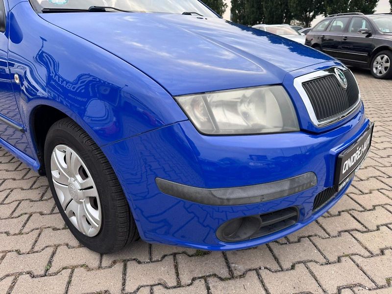 Škoda Fabia (2005) 1,2 HTP 40 KW STK - fotka 11 z 47