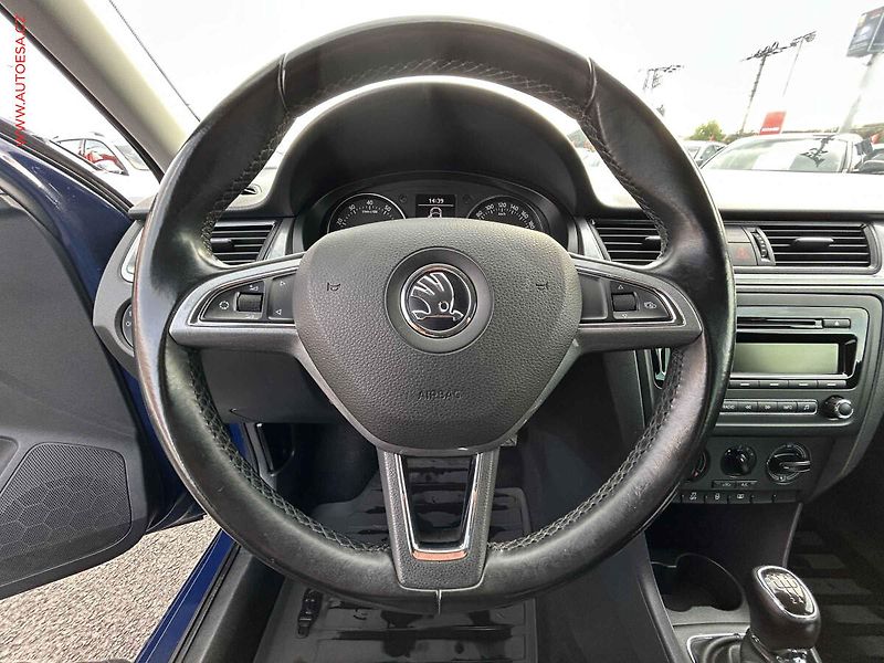 Škoda Rapid (2014) 1.2TSi, ČR, servis.kniha, AC - fotka 12 z 16