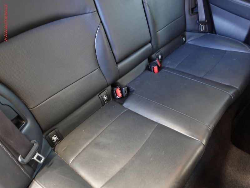 Subaru Outback (2019) 2.5i 4x4, 2.maj,ČR, AT, LED - fotka 14 z 28