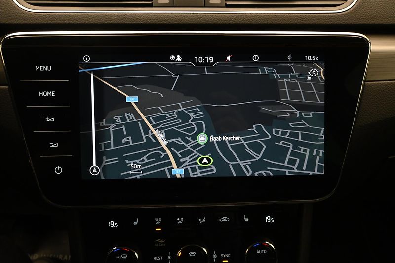Škoda Superb 2,0 TDI 110 kW Style Záruka až - fotka 20 z 33