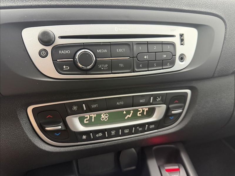 Renault Grand Scénic 1,5 dCi,NAVIGACE,digi.klima,TZ - fotka 19 z 27
