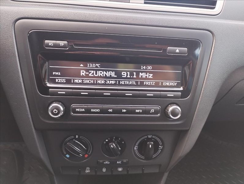 Škoda Rapid 1,2 TSi 63KW - fotka 13 z 15