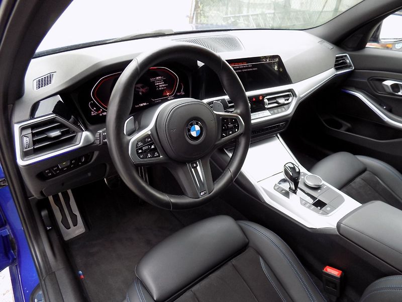 BMW Řada 3 (2020) 320d/xDrive/M-Sport/Full-LED/ - fotka 12 z 47