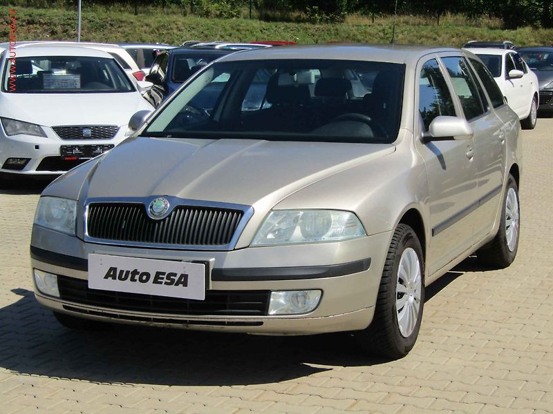 Škoda Octavia (2005) 1.9TDi, Ambiente - fotka 3 z 15