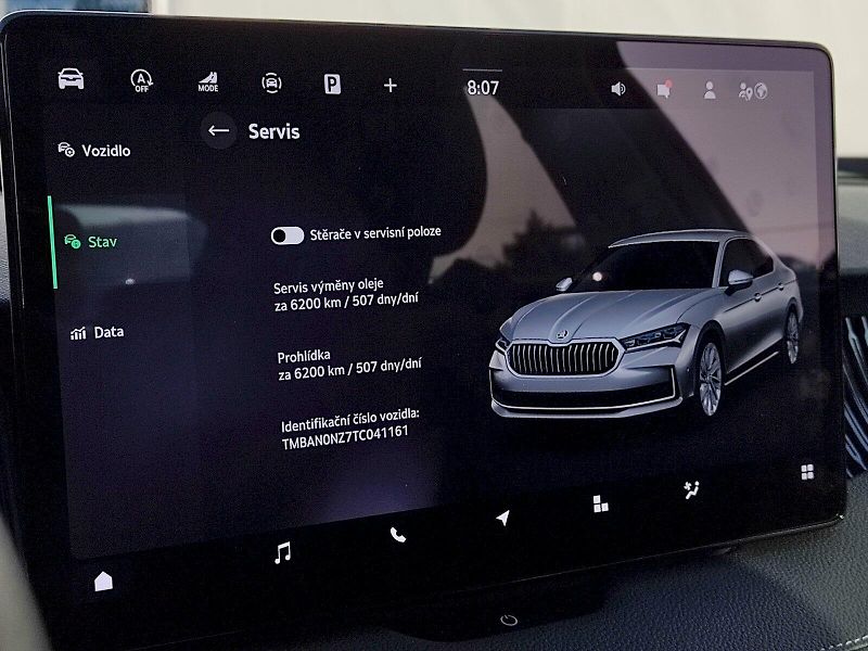 Škoda Superb (2026) L&K 1,5 Tsi 110 Kw DSG - fotka 9 z 43