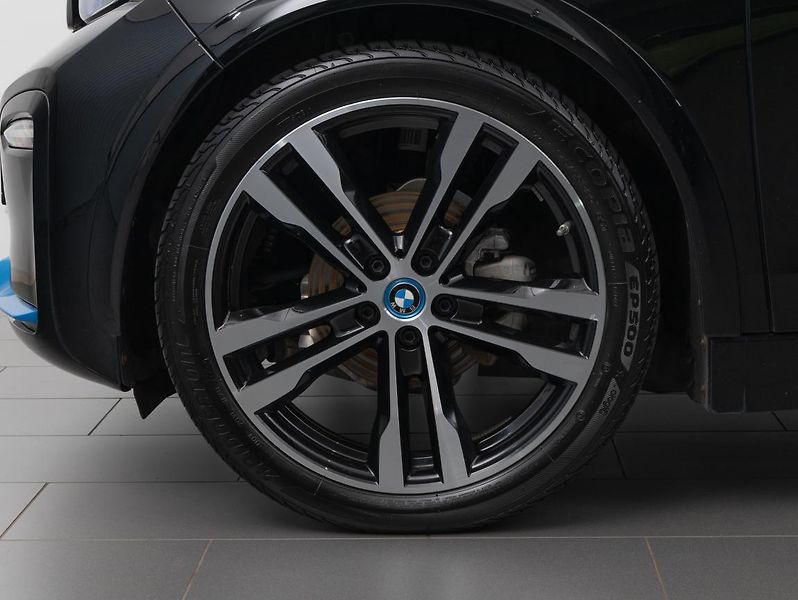 BMW i3 i3s - fotka 6 z 22