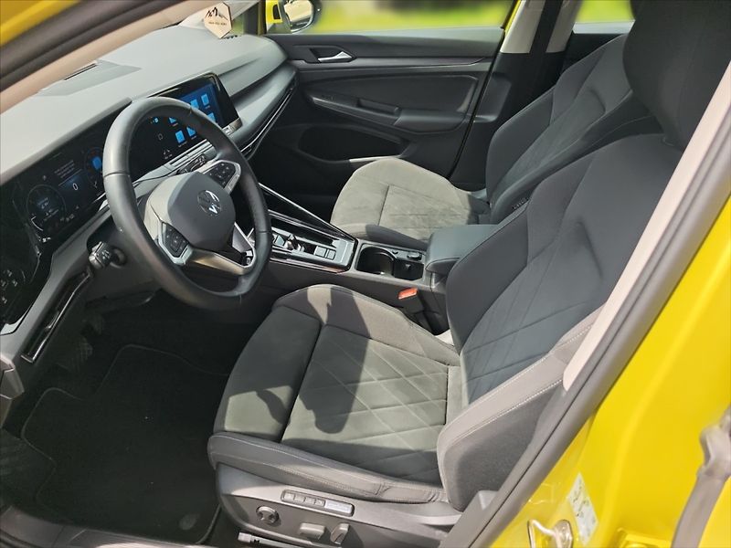 Volkswagen Golf 2,0 TDI Style DSG - fotka 7 z 11