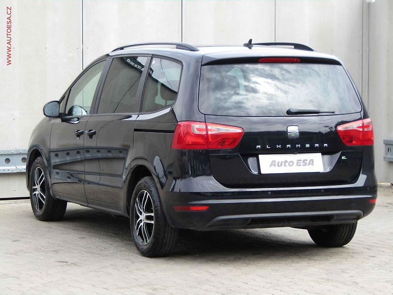 Seat Alhambra (2013) 2.0 TDi 7míst, servis.kniha - fotka 6 z 21