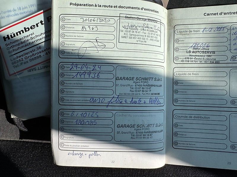 Mazda 6 (2014) Sport Combi 2.0i Attraction - fotka 29 z 36