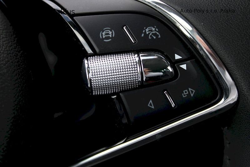 Škoda Superb (2023) 2.0 TDI 147 kW Scout - fotka 11 z 25