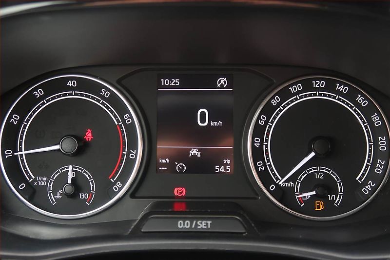 Škoda Fabia (2023) Ambition 1.0, ČR,1.maj - fotka 11 z 15