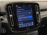 Volvo XC40 B4 AWD DARK PLUS AUT CZ - náhled 47