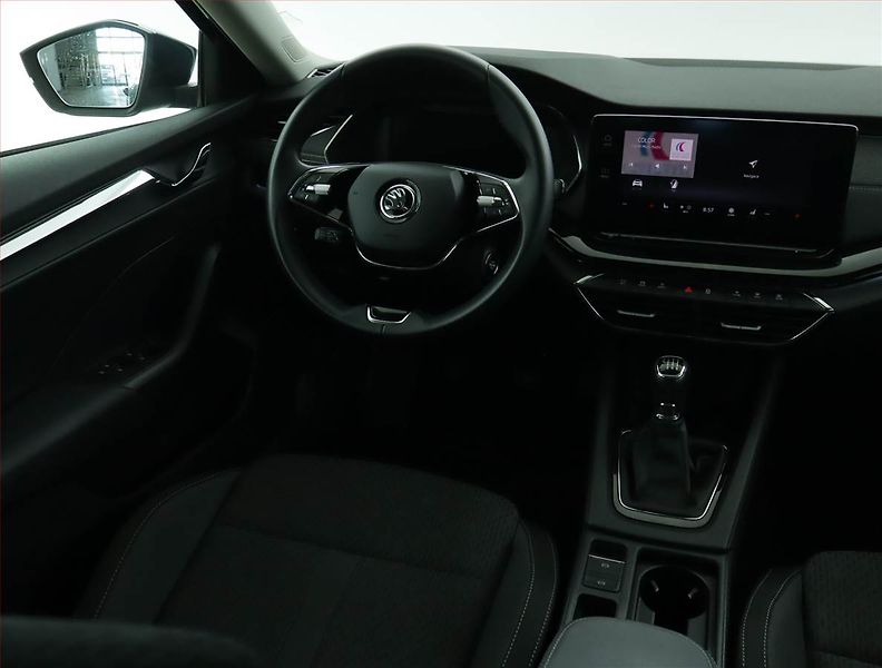 Škoda Octavia (2023) 2.0 TDI, ČR,1.maj, Serv.kniha - fotka 7 z 15