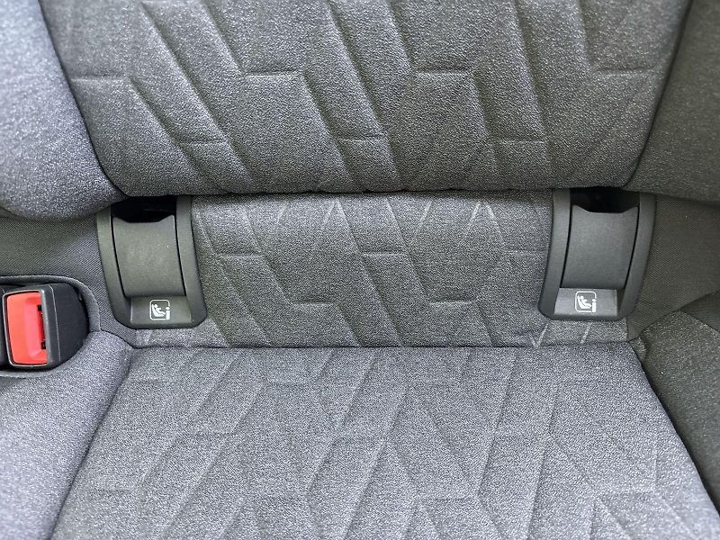Volkswagen Golf (2025) 1.5 eTSI DSG People - fotka 24 z 29