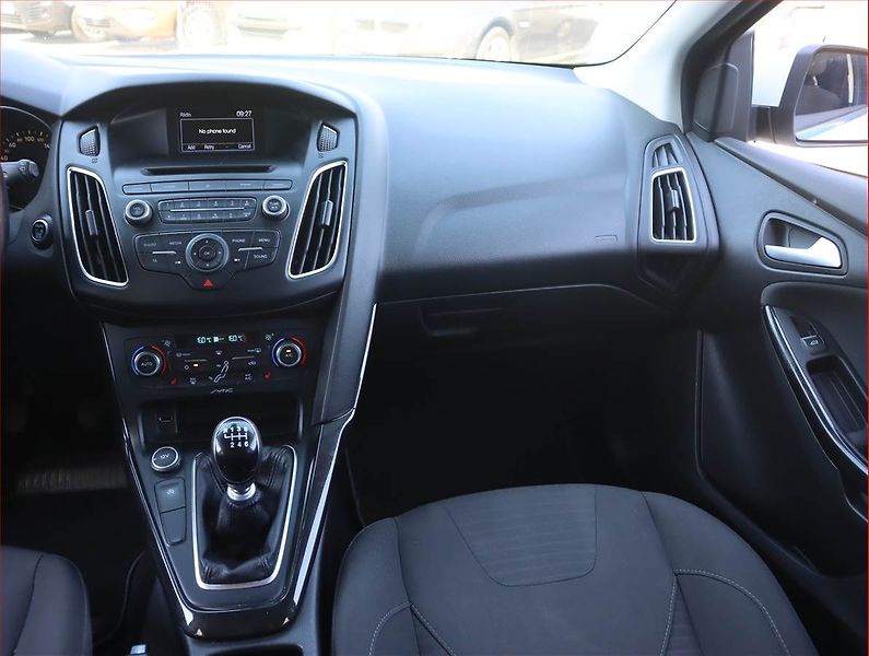 Ford Focus (2015) 1.0 EcoBoost, Serv.kniha - fotka 8 z 18