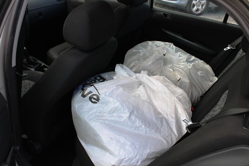 Škoda Fabia (2005) 1.4i REZERVACE - fotka 10 z 14