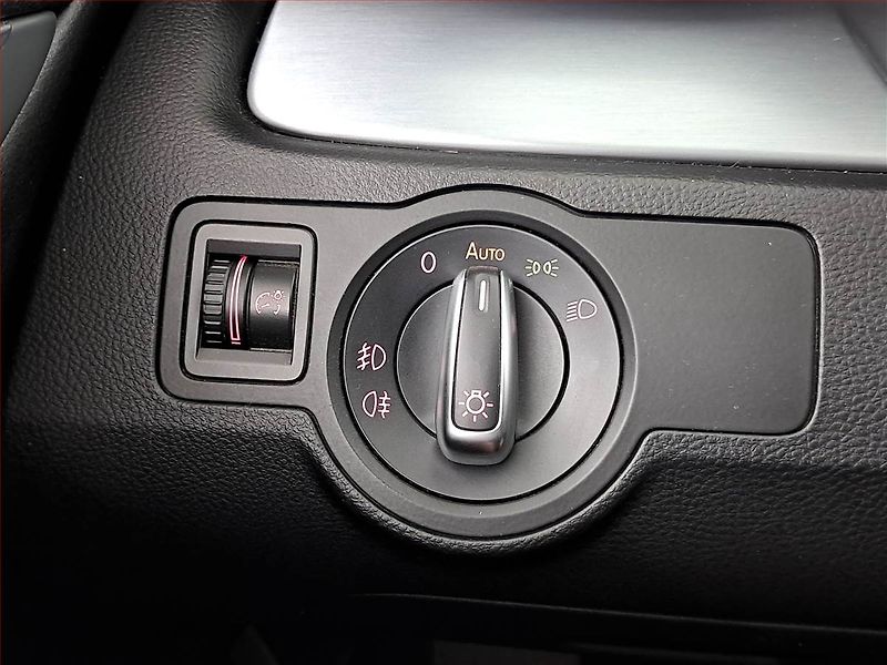 Volkswagen CC (2014) 2.0 TDI, Automat, Serv.kniha - fotka 19 z 20