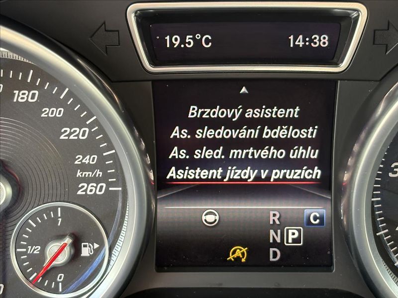 Mercedes-Benz GLE 5,0 500 AMG V8 Servis MB,Top - fotka 30 z 61