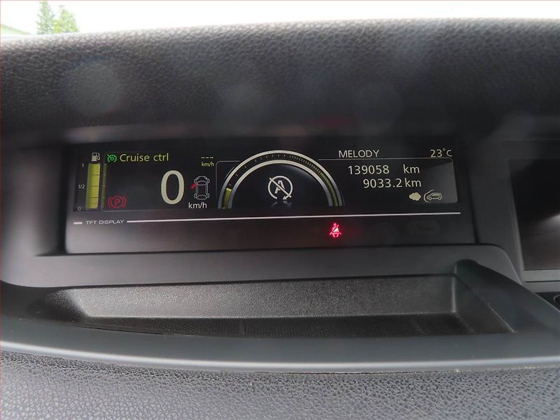 Renault Grand Scénic (2013) 1.2 TCe, Serv.kniha, Navi - fotka 11 z 22