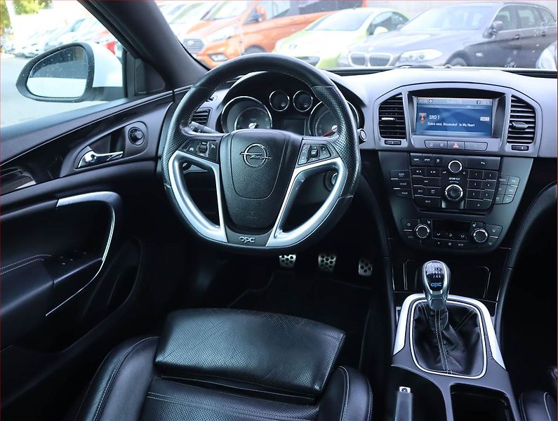 Opel Insignia (2011) OPC Line 2.8 T OPC, 4X4 - fotka 7 z 19