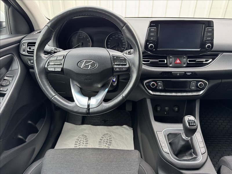 Hyundai i30 1,5 T-GDi WG DPH 1.maj původČR - fotka 25 z 50