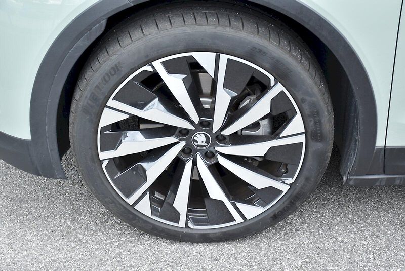 Škoda Elroq (2025) Sportline 210 KW - fotka 28 z 28