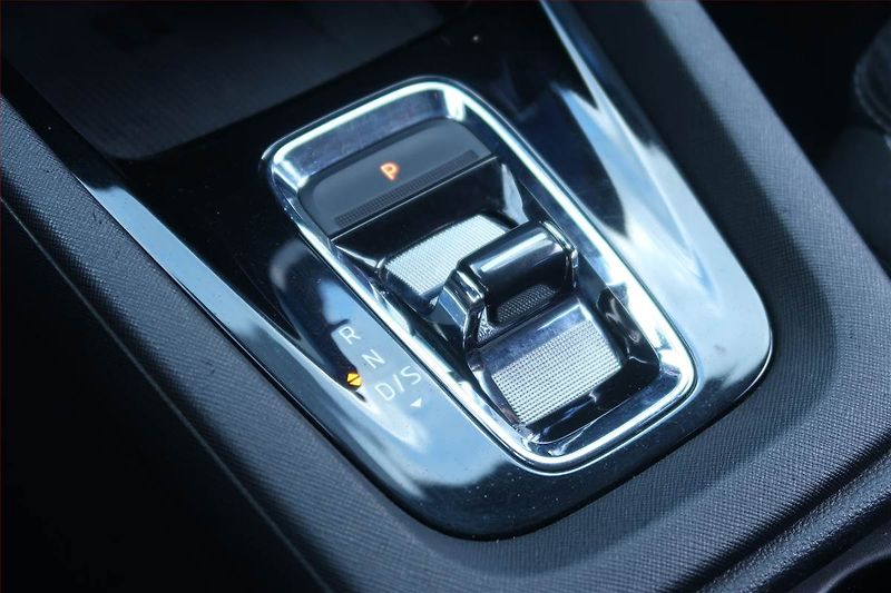 Škoda Octavia (2023) Ambition Plus 2.0 TDI, Automat - fotka 13 z 29