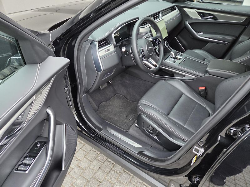 Jaguar F-Pace D300 ED90th HUD PANO ZÁR-2030 - fotka 5 z 48