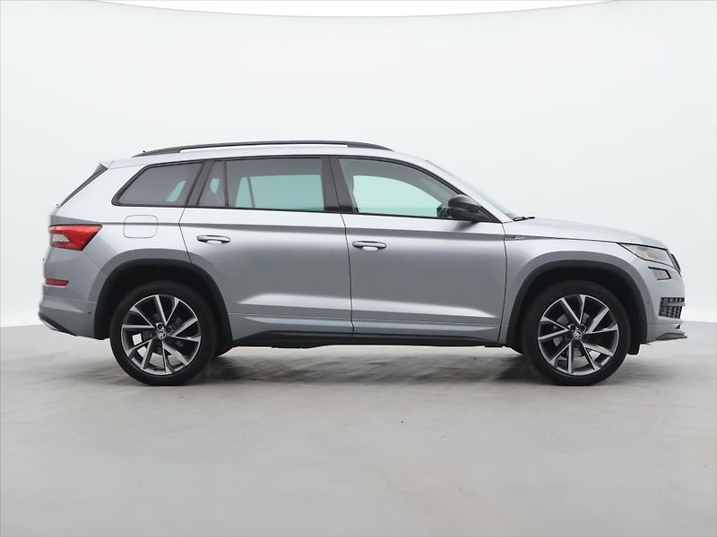 Škoda Kodiaq 2,0 TDI 110kW Sportline Webast - fotka 8 z 35