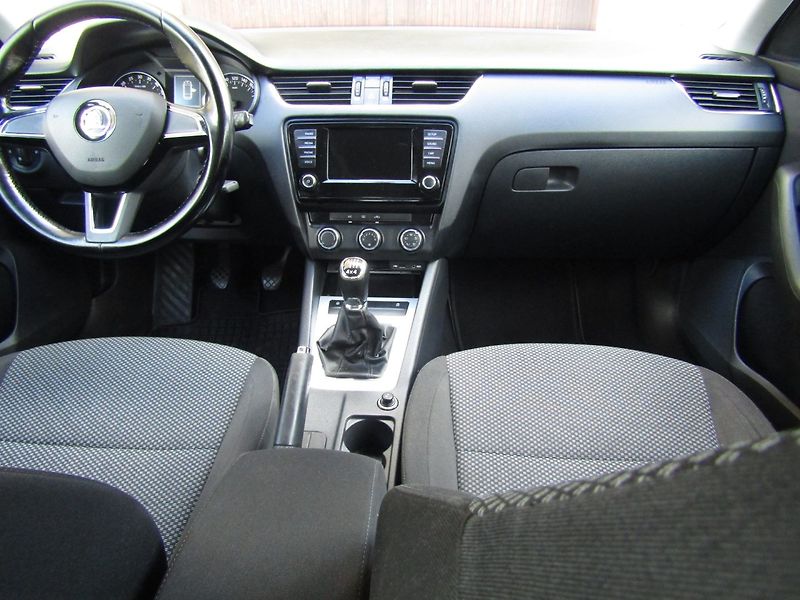 Škoda Octavia (2018) 1.6 TDI 81kW  4X4 - fotka 15 z 40