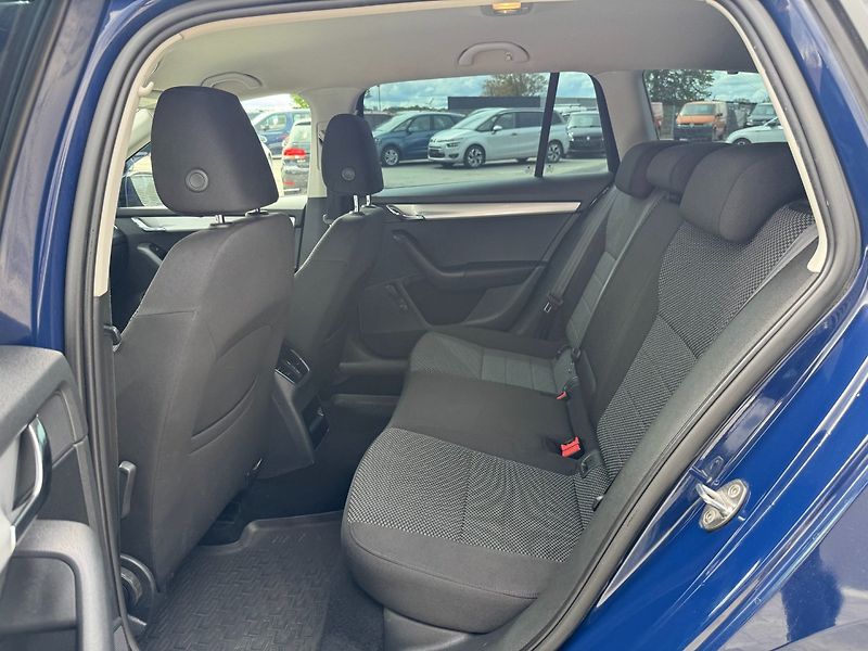 Škoda Octavia (2015) 1.6 TDI 77kW - fotka 13 z 29