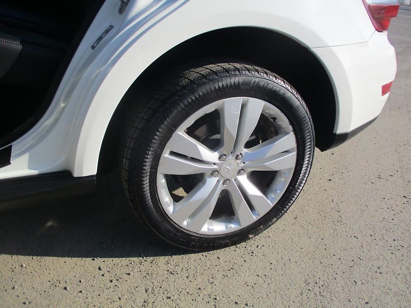 Mercedes-Benz Třídy M ML 350CDi SPORT 4M*NAVI*ALU 20 - fotka 37 z 50