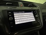 Volkswagen Tiguan 2,0 TDi  DSG R-Line IQ Light K - náhled 23