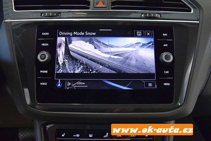 Volkswagen Tiguan 2.0 TDI LIFE 4 MOTION DSG  - fotka 35 z 57