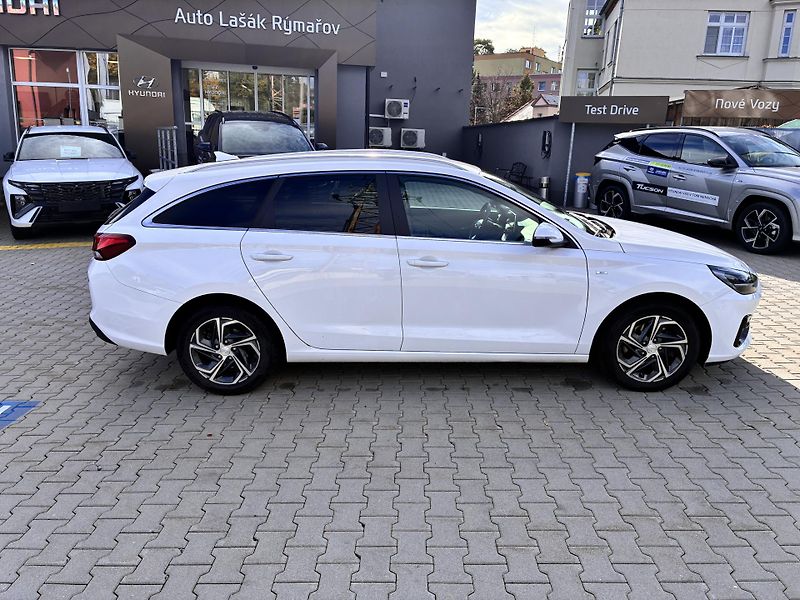Hyundai i30 WG 1.5T-GDi 118kW SMART NAVI   - fotka 8 z 26