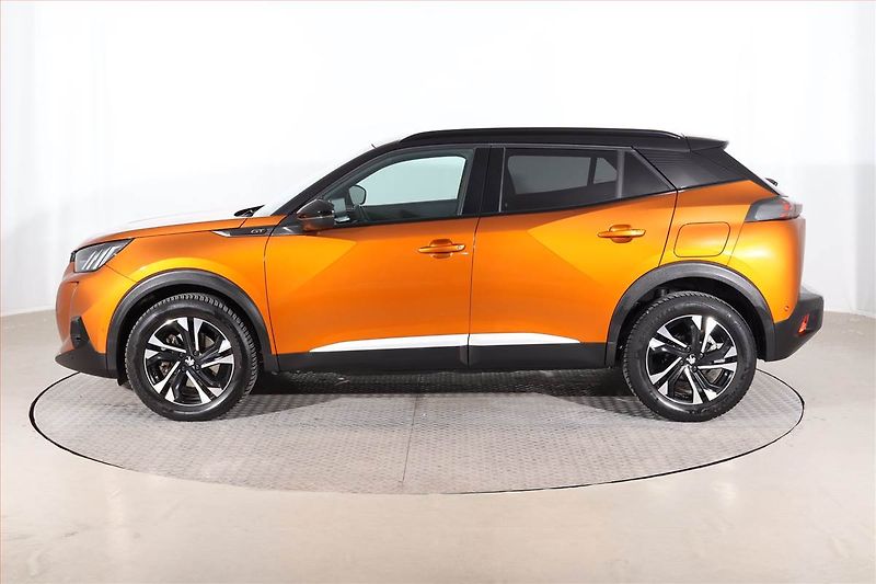 Peugeot 2008 (2021) 1.5 BlueHDi, Automat - fotka 3 z 26
