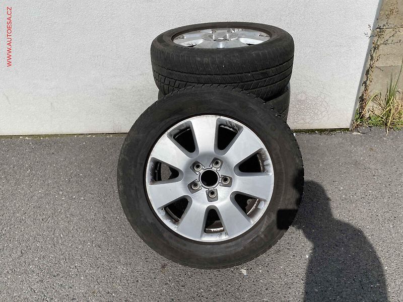 Volkswagen Touareg (2017) 3.0TDi 4x4, ČR, R-Line, TZ - fotka 23 z 23