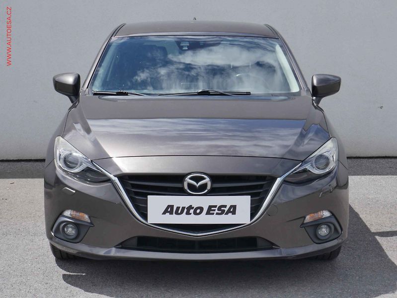 Mazda 3 (2014) 2.0i, ČR, AC, bixen - fotka 2 z 22